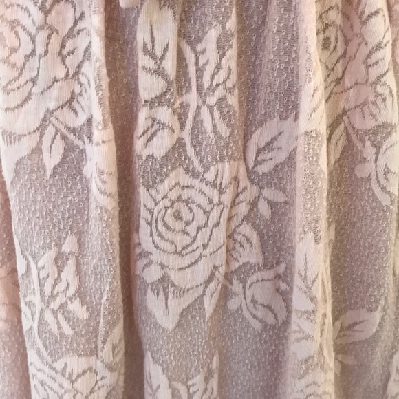 NWT! Tobi Size L Blush Dress With tie knot - Picture 5 of 8